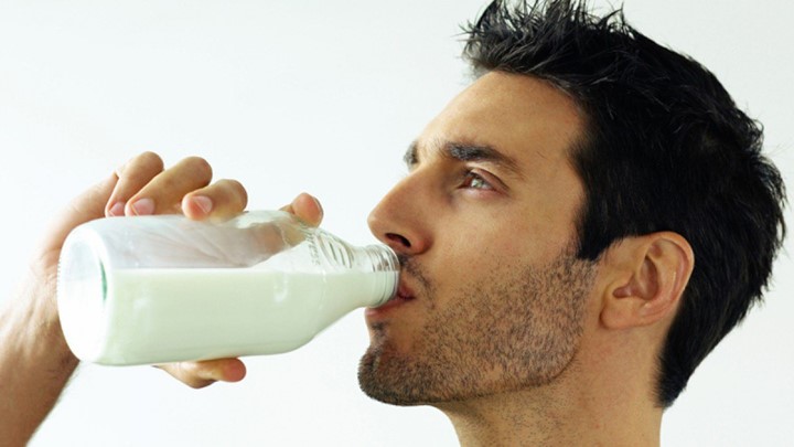 10 thực phẩm giảm Acid uric - sữa